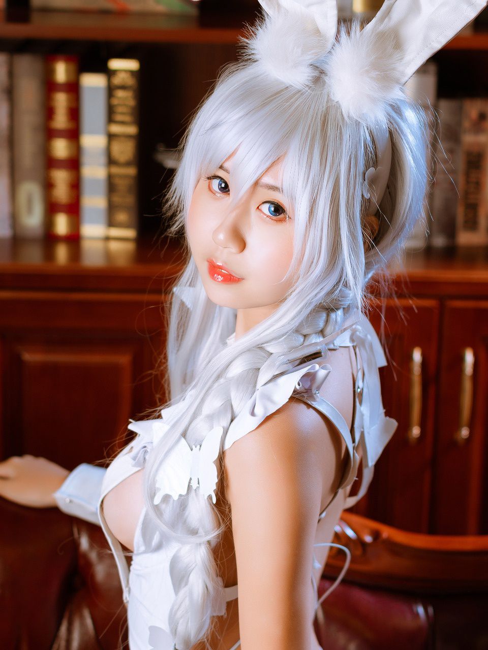 「萌芽儿」恶毒 – 懒懒的白兔