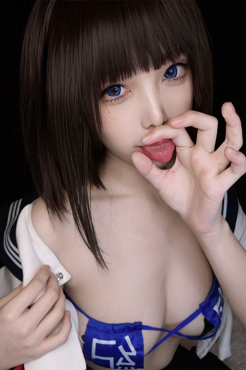 「动漫博主」蜜汁猫裘 – 风纪委员自拍