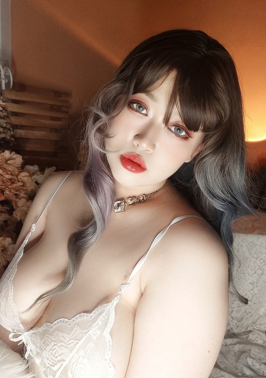 「维他奶泽」自摄 – 白网纱睡衣