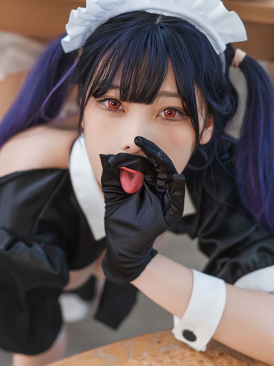 「动漫博主」蜜汁猫裘 – 工作女仆