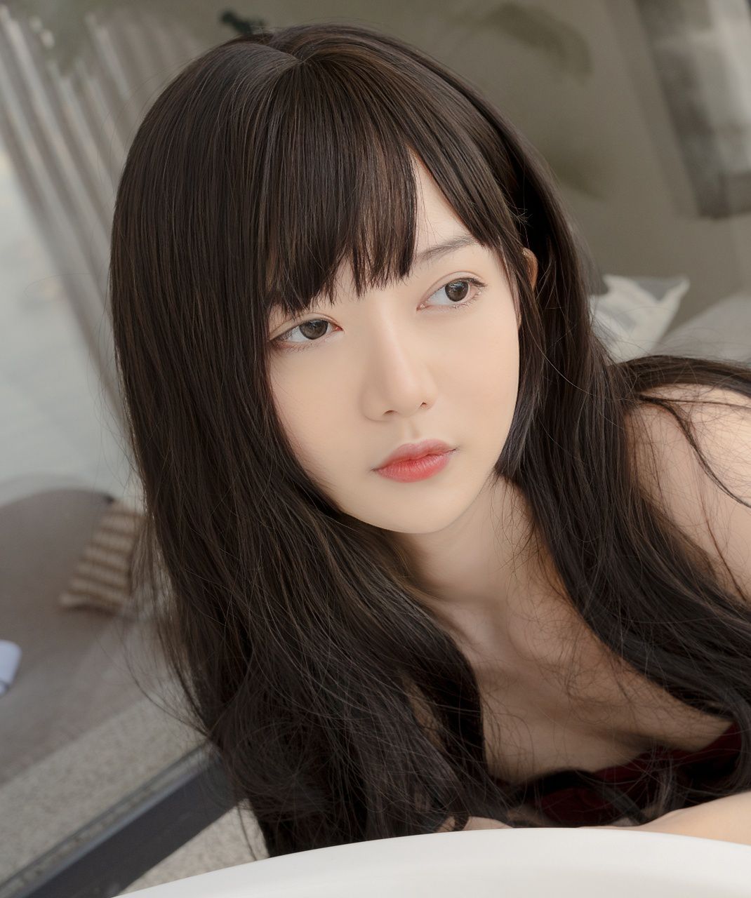 「颜值博主」51酱 – 黑红泳装