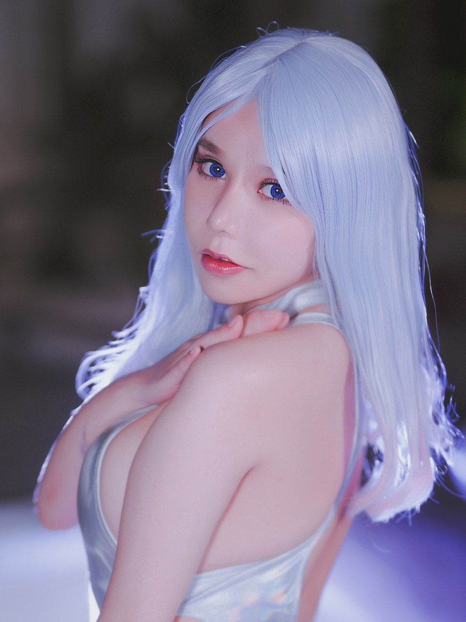 「网红正妹」米酱M – 竟泳