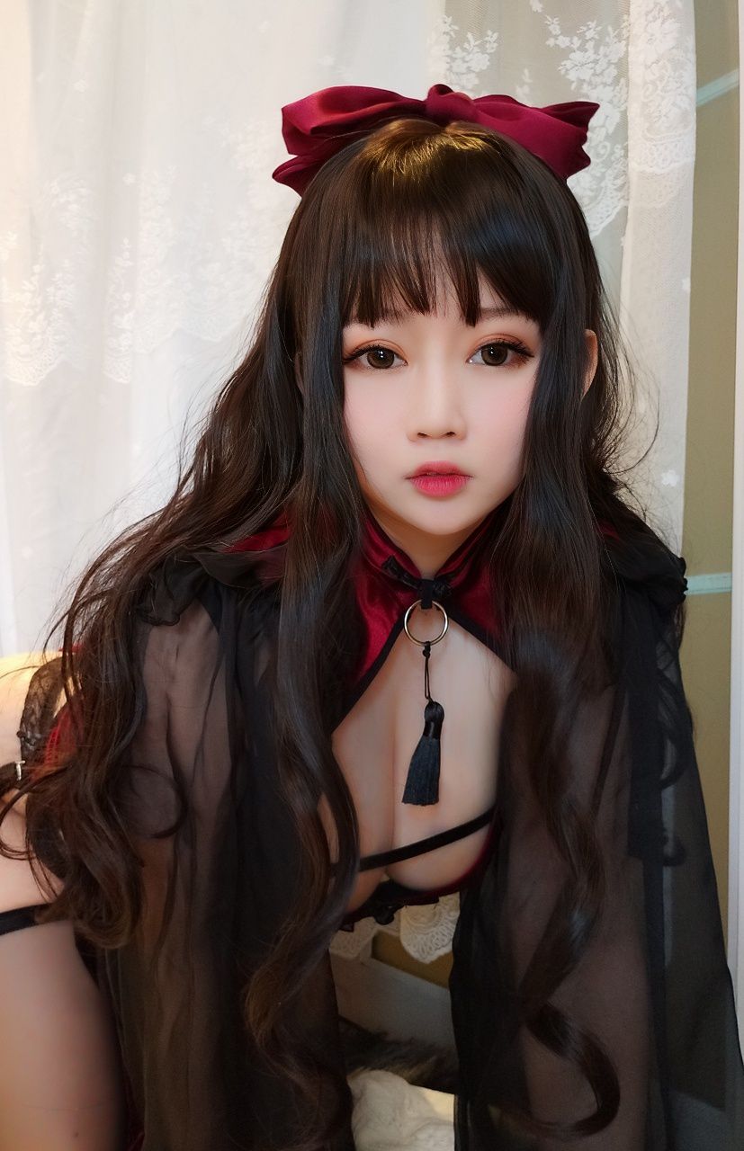 「动漫博主」是依酱呀 – 小女巫