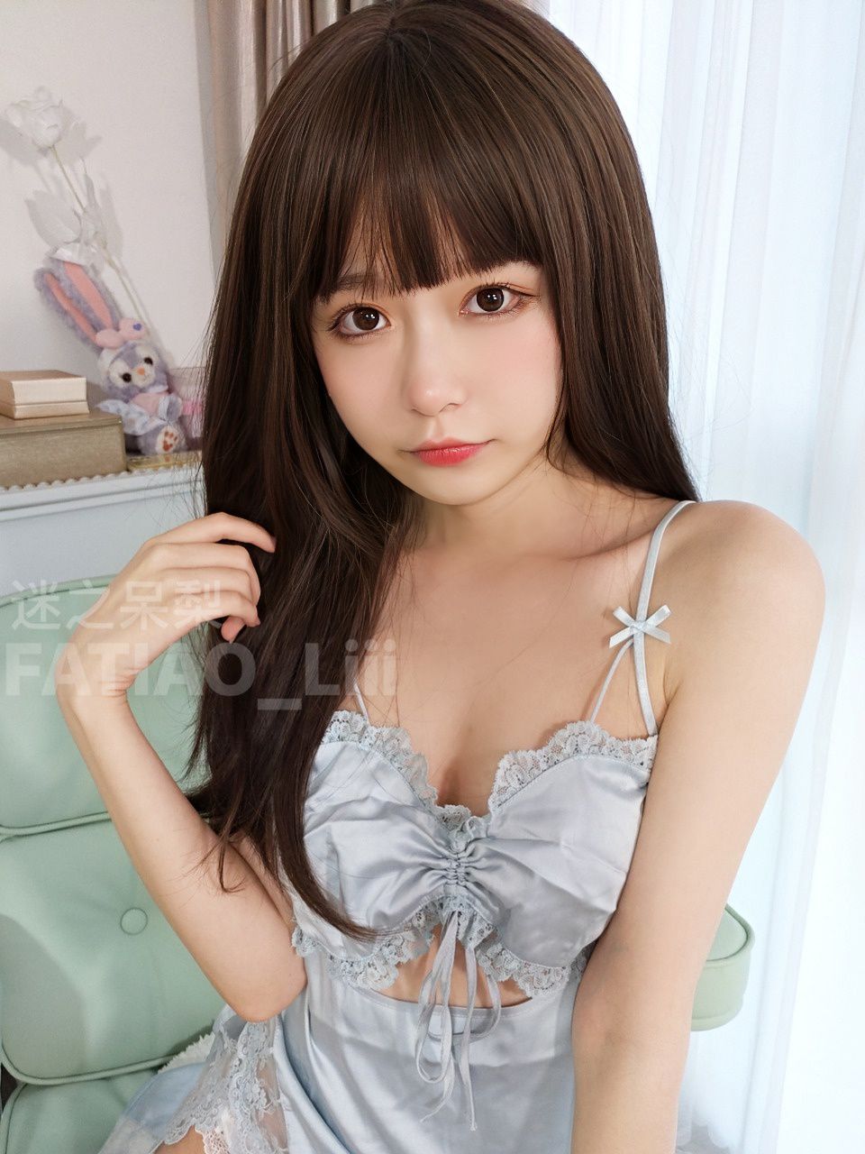  迷之呆梨 蓝色睡裙