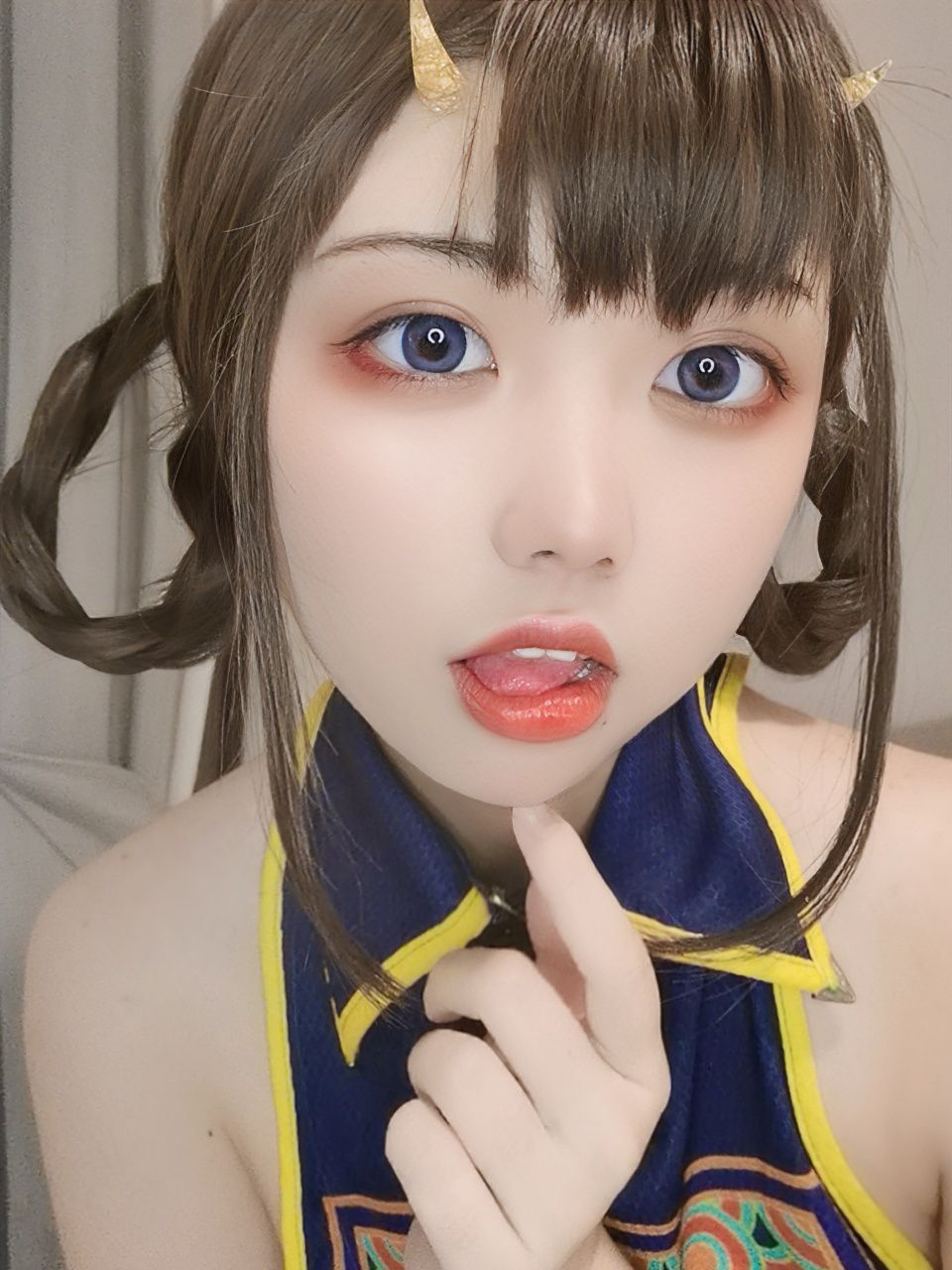  啊日日_Ganlory 小僵尸 